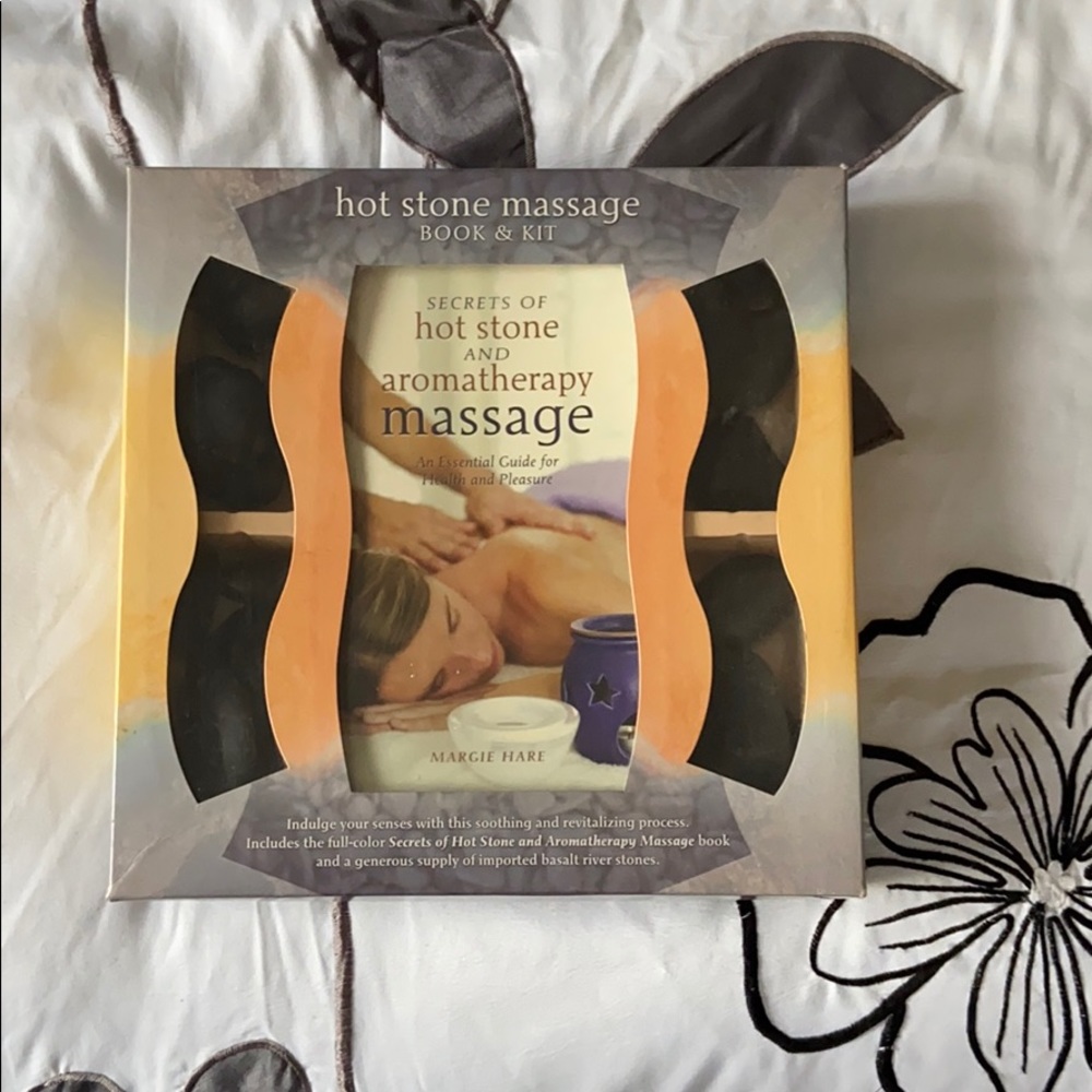 Hot stones and aromatherapy massage kit